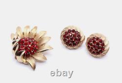 Crown Trifari Red Rhinestone Textured Sunflower Alfred Philippe Brooch Set