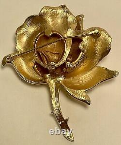 Crown Trifari Rose Brooch 1961 Alfred Phillipe Design Trifanium Gold Tone 2.65