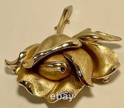 Crown Trifari Rose Brooch 1961 Alfred Phillipe Design Trifanium Gold Tone 2.65