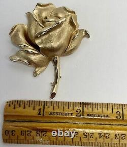 Crown Trifari Rose Brooch 1961 Alfred Phillipe Design Trifanium Gold Tone 2.65
