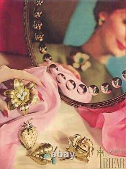 Crown Trifari Rose Brooch 1961 Alfred Phillipe Design Trifanium Gold Tone 2.65