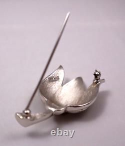 Crown Trifari Tulip Pin Brooch Brushed Silvertone Vintage MCM Alfred Philippe 2