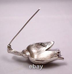 Crown Trifari Tulip Pin Brooch Brushed Silvertone Vintage MCM Alfred Philippe 2