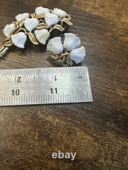 Crown Trifari White Milk Glass Tulip Flower Brooch & Clip On Earrings Set