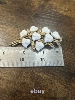 Crown Trifari White Milk Glass Tulip Flower Brooch & Clip On Earrings Set