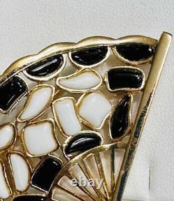 Crown Trifari by Alfred Philippe'Modern Mosaics' Gold Tone Fan Pin Broooch