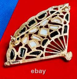 Crown Trifari by Alfred Philippe'Modern Mosaics' Gold Tone Fan Pin Broooch