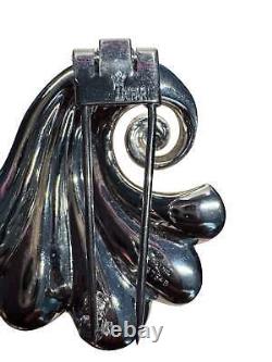 Crown Trifari, designed by Alfred Philippe and patented on March 28, 1944