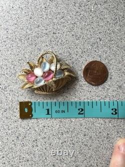 Crown Trifari vintage 1960s jelly belly lucite Easter brooch Alfred Philippe 50s