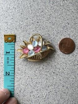 Crown Trifari vintage 1960s jelly belly lucite Easter brooch Alfred Philippe 50s