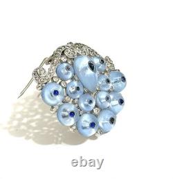 Early Gorgeous Alfred Philippe Trifari Moonstone Glass Clip Brooch