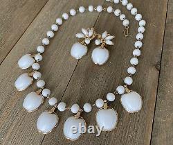 Earrings Necklace Trifari Set Milk Glass Apple Rare Pat Pend