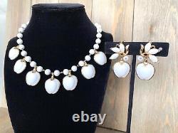 Earrings Necklace Trifari Set Milk Glass Apple Rare Pat Pend