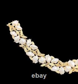 FABULOUS ALFRED PHILIPPE TRIFARI SORRENTO BABY's TOOTH FAUX PEARL BRACELET