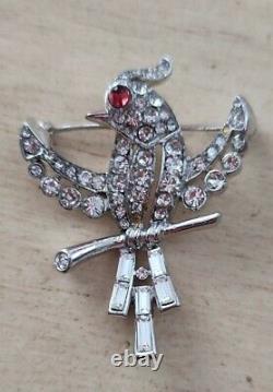 Gorgeous Vintage Crown Trifari Alfred Philippe Pave' Red Cab Eye Bird Brooch