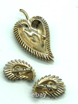 Important Crown Trifari Alfred Philippe Mogul Paisley Brooch & Earrings Set