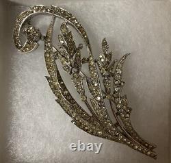 Large 1940s Alfred Philippe Crown Trifari Rhinestone Brooch