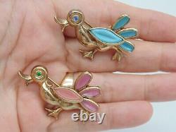 Lot of 2 VTG Trifari ALFRED PHILIPPE Gripoix Glass PETALETTES DUCK Brooch Pins