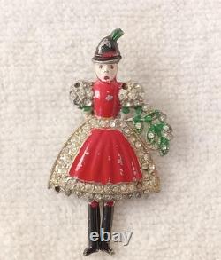 RARE 1939 Crown Trifari Alfred Philippe Helen ANTIQUE Swiss Girl Fur Pin