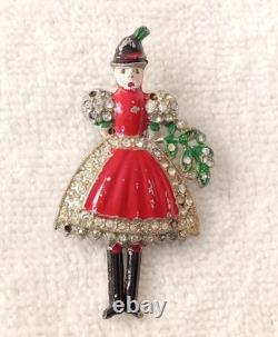 RARE 1939 Crown Trifari Alfred Philippe Helen ANTIQUE Swiss Girl Fur Pin
