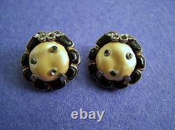 RARE 1942 Trifari MING ELEPHANT Alfred Philippe EARRINGS Pearl Belly Rhinestones