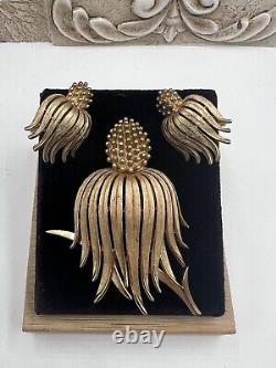 RARE CROWN TRIFARI Alfred Philippe Sunflower Brooch-Earring Set Cone Flower 60s