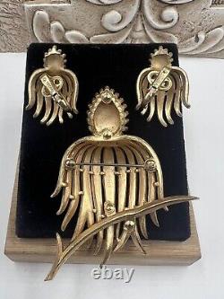 RARE CROWN TRIFARI Alfred Philippe Sunflower Brooch-Earring Set Cone Flower 60s