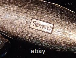 RARE TRIFARI 1940s Alfred PhilippeL'orient Gold Tone Faux Turquoise Leaf Brooch