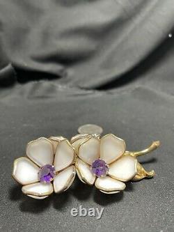 RARE Trifari Alfred Philippe Poured Glass White Flowers HUGE Fur Pin 4 1/4