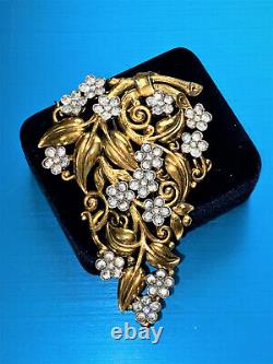 Rare1939 Crown Trifari Alfred Philippe Gold Plated Crystals Fur Clip Tag2