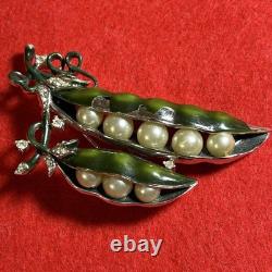 Rare 1953 Trifari Double Pea Pod Brooch Green Enamel Faux Pearl READ