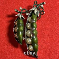 Rare 1953 Trifari Double Pea Pod Brooch Green Enamel Faux Pearl READ