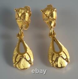 Rare Alfred Philippe Crown TRIFARI Earrings Mid century clip on