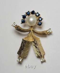 Rare Alfred Philippe Crown Trifari Hans Dutch Boy Figural Pin Sapphire Pearl VTG