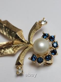 Rare Alfred Philippe Crown Trifari Hans Dutch Boy Figural Pin Sapphire Pearl VTG