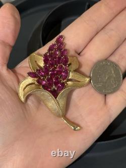 Rare Alfred Philippe Crown Trifari Lily flower Gold fuchsia crystal brooch 1950s