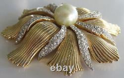 Rare Signed Crown Trifari Alfred Philippe Brooch Rhinestone Faux Pearl Mystique