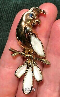 Rare Trifari Alfred Philippe Bird Brooch Parrot Poured Milk Glass Vintage 1949