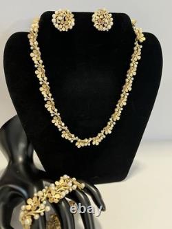 Rare Trifari Alfred Philippe EVE Parure WithRhinestone & Faux Pearls GP Nice Set