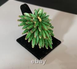Rare! Vintage Crown TRIFARI Alfred Philippe Green Fan Layered Brooch Or Pendant