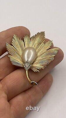 Rare Vintage Crown Trifari Leaf Pear Pearl Alfred Philippe Brooch Pin