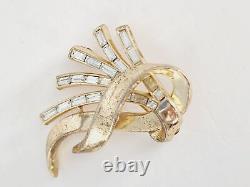 Signed Alfred Philippe Trifari Ribbon Brooch (A576)