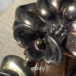 Signed Crown Trifari Old Alfred Philippe Metal Rhinestone Flower Fur Brooch Pin
