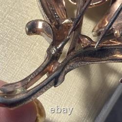 Signed Crown Trifari Old Alfred Philippe Metal Rhinestone Flower Fur Brooch Pin