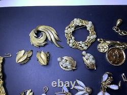 Signed TRIFARI Vintage Jewelry Lot Alfred Philippe White Milk Glass Dancer Sets