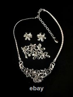 TRIFARI 4-5-6 Petal Flower Parure 1953 Alfred Philippe Rhodium PAT PEND Box
