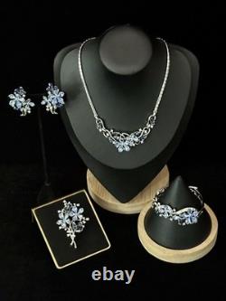 TRIFARI 4-5 Petal Flower Parure 1953 Sapphire Alfred Philippe PAT PEND