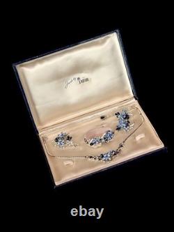 TRIFARI 4-5 Petal Flower Parure 1953 Sapphire Alfred Philippe PAT PEND