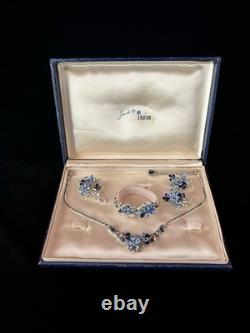 TRIFARI 4-5 Petal Flower Parure 1953 Sapphire Alfred Philippe PAT PEND