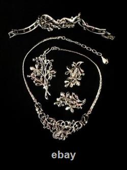 TRIFARI 4-5 Petal Flower Parure 1953 Sapphire Alfred Philippe PAT PEND